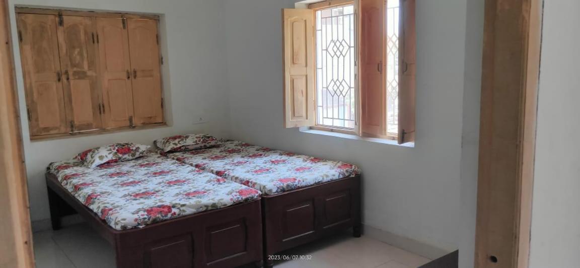 Budha Ashram Guest House Bodh Gaya Eksteriør billede